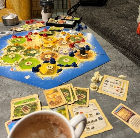 A picture of Catan.